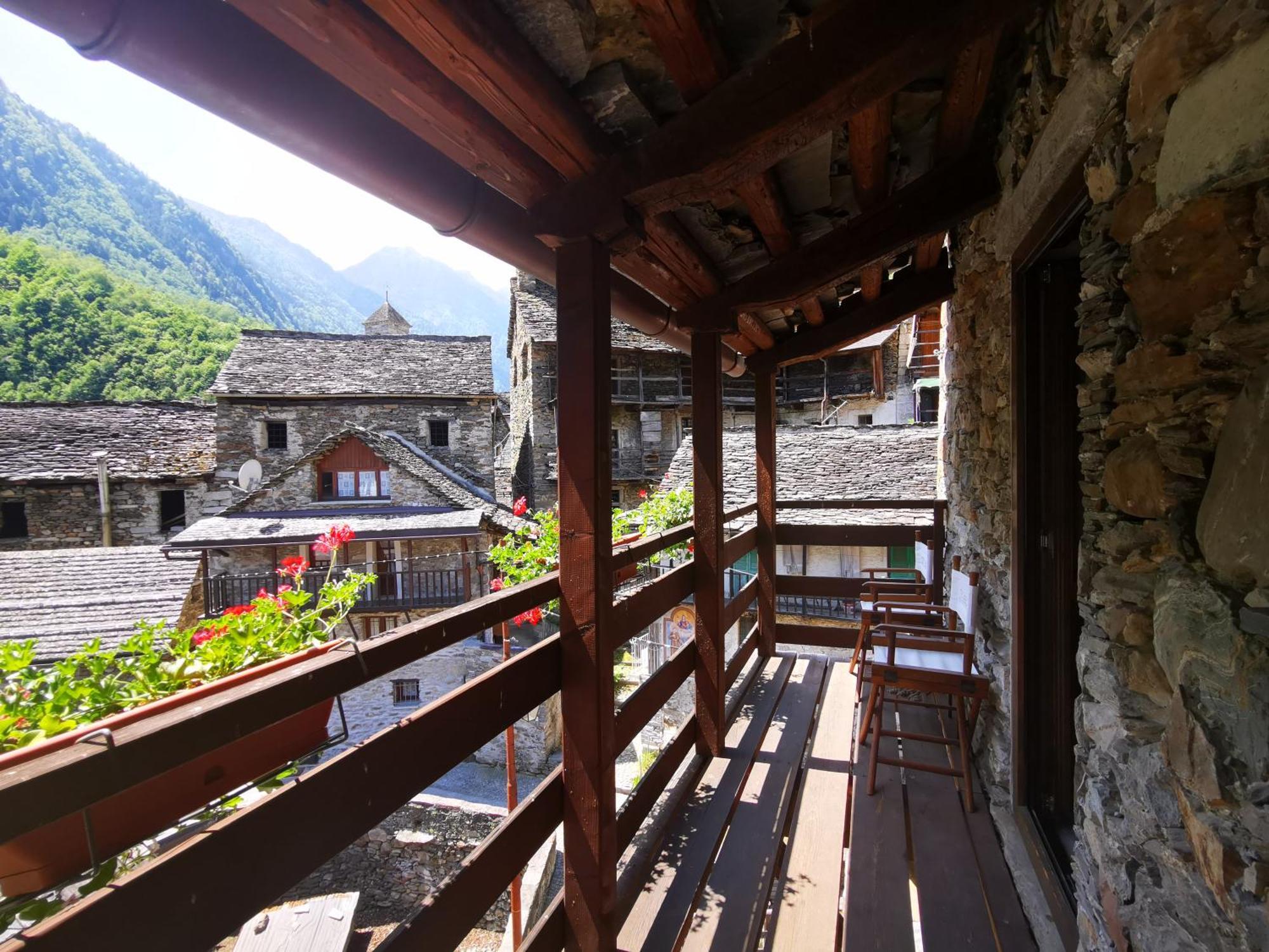 Dimora Storica Casa Vanni Villadossola Exterior photo