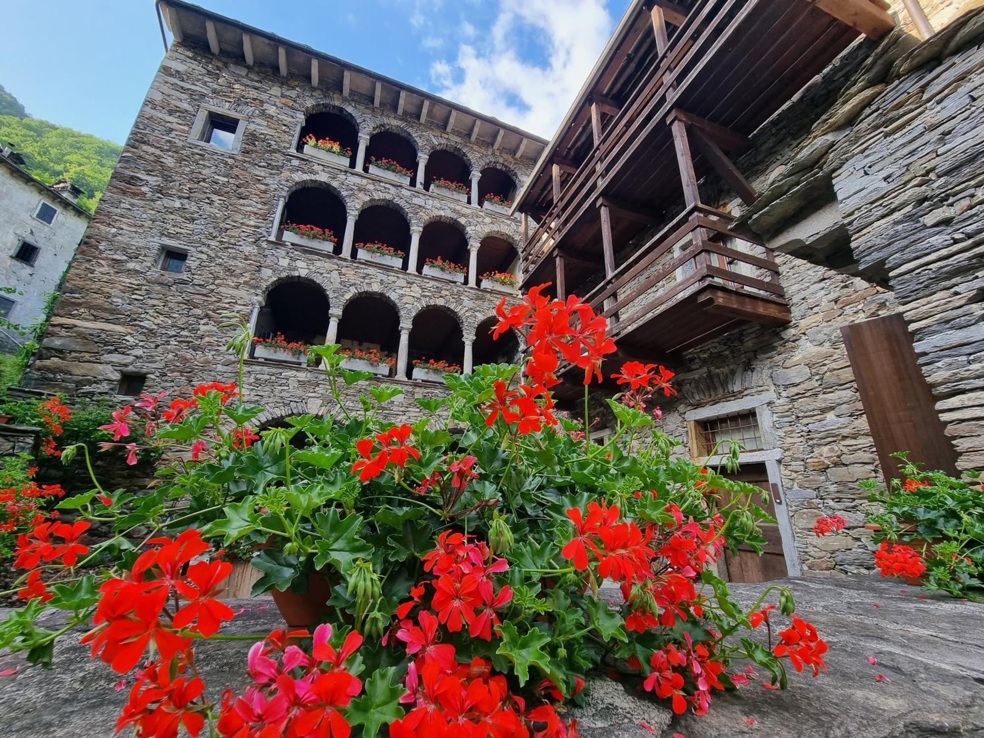 Dimora Storica Casa Vanni Villadossola Exterior photo